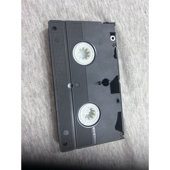 Who We Are A Celebration of Native Youth CD Dics - Picture 8 of 8